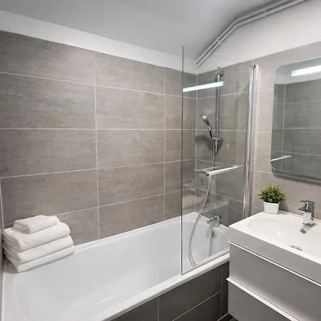 Le Perchoir De Picasso Gare Cosy Sous Les Toits 3 Pers Apartmán Nancy