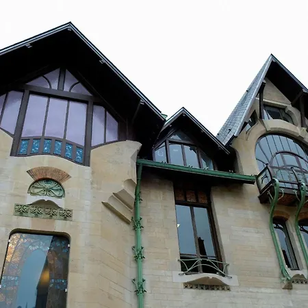 Apartment Le Perchoir De Picasso Gare Cosy Sous Les Toits 3 Pers