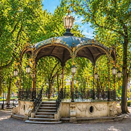 Apartmán Le Perchoir De Picasso Gare Cosy Sous Les Toits 3 Pers *