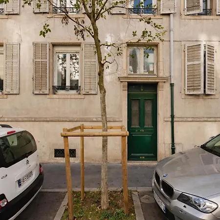 Apartmán Le Perchoir De Picasso Gare Cosy Sous Les Toits 3 Pers